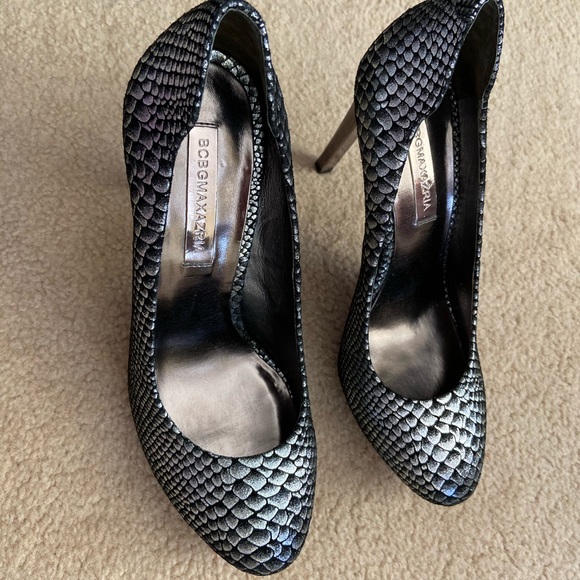 BCBGMaxAzria MA-Willoe Python Glimmer Platforms - Picture 4 of 8